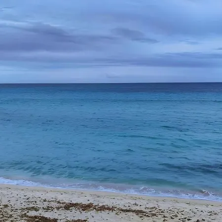 Seahorse, Fontane Bianche, Siracusa, Beachfront, Great Wifi, Beautiful Garden * Fontane Bianche